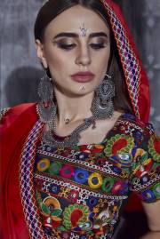 Aawiya  RAJWADI VOL 1